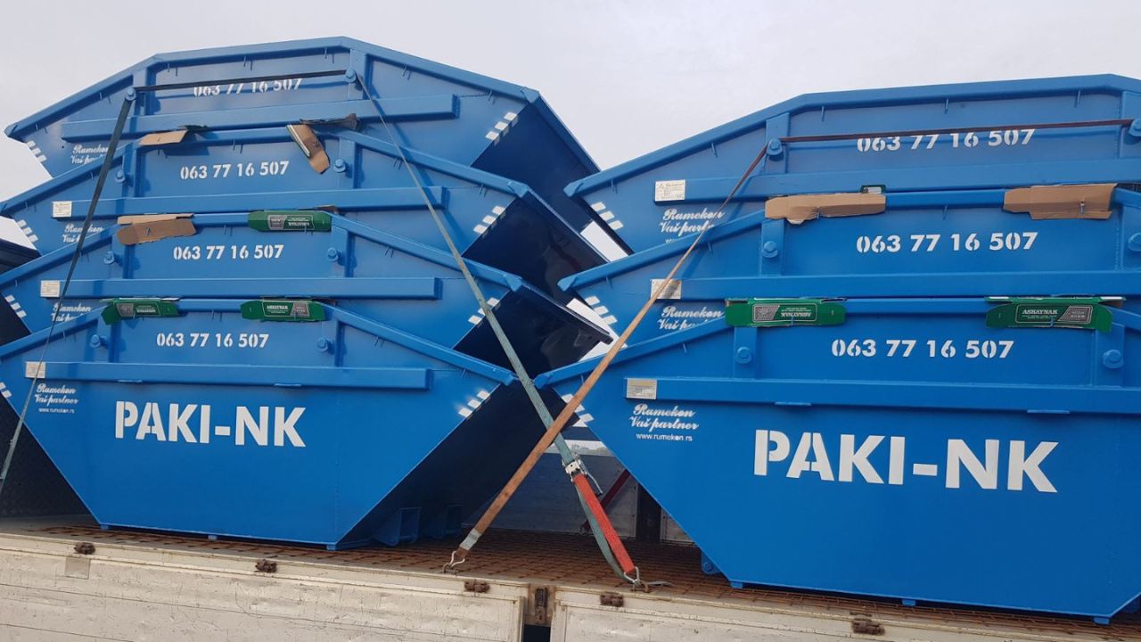 Odvoz šuta je zadatak koji već dugi niz godina uspešno obavljamo na teritoriji čitavog Novog Sada. Nudimo vam kompletnu uslugu odvoza šuta po najpovoljnijim cenama. Na raspolaganju smo vam za brz i bezbedan prevoz šuta sa našim vozilom na željenu adresu. Ukoliko želite adekvatno odnošenje šuta, odnosno transport šuta, kontaktirajte nas a mi ćemo vam odgovoriti u najkraćem roku.